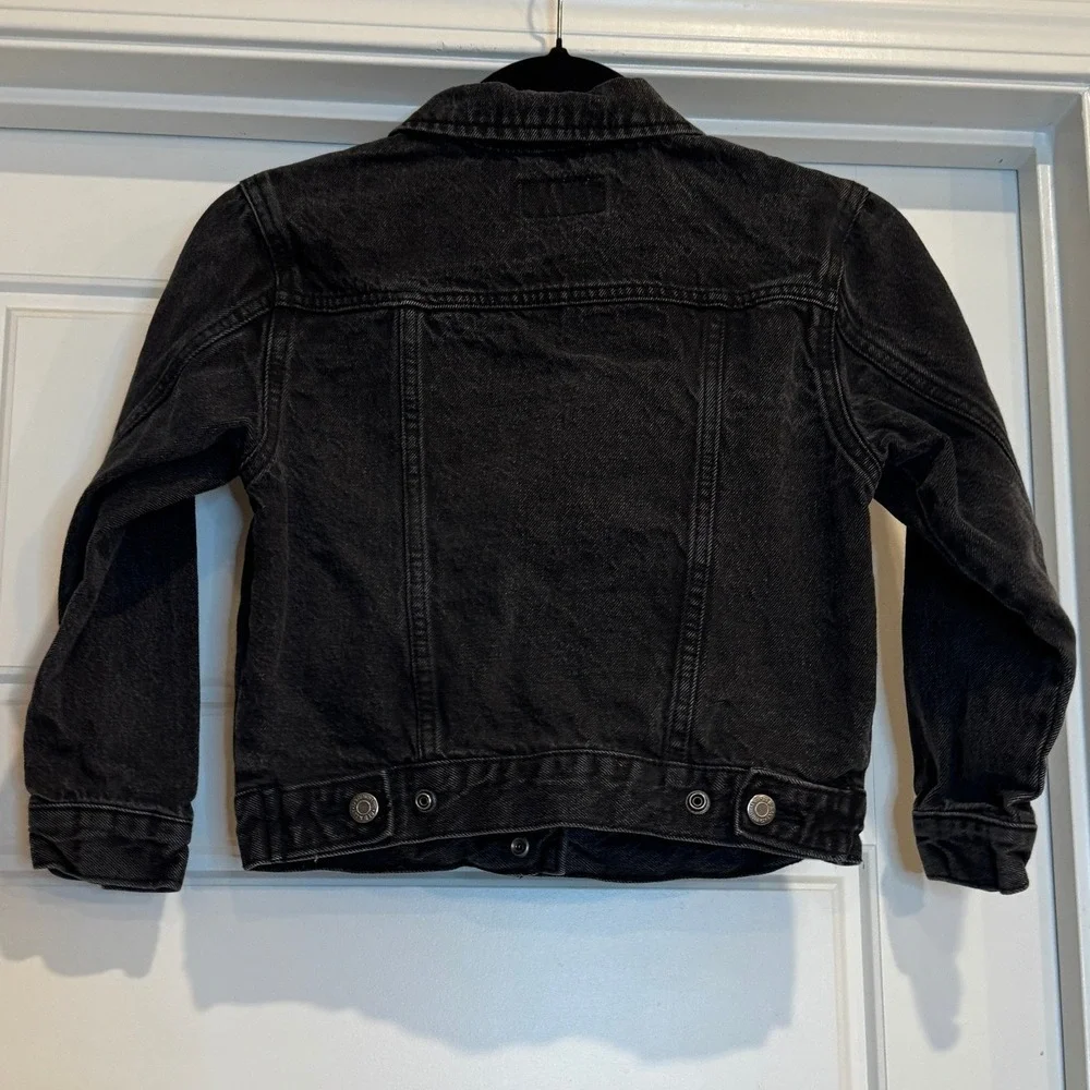 Old Navy Denim Trucker Jacket Kids Size S 6-7 Black Faded Cotton Button Front